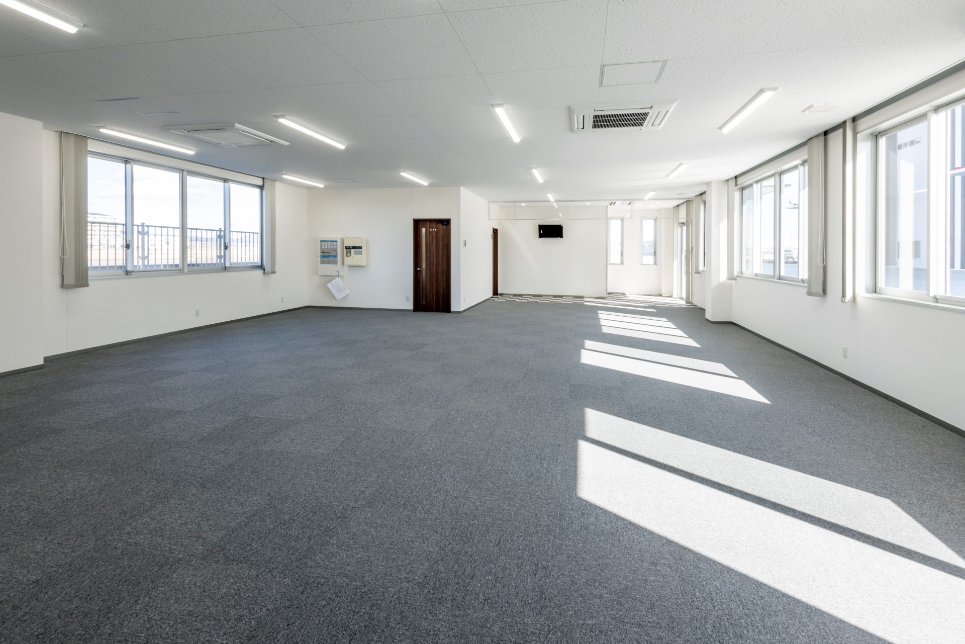 栄興産　新田東部工業団地倉庫