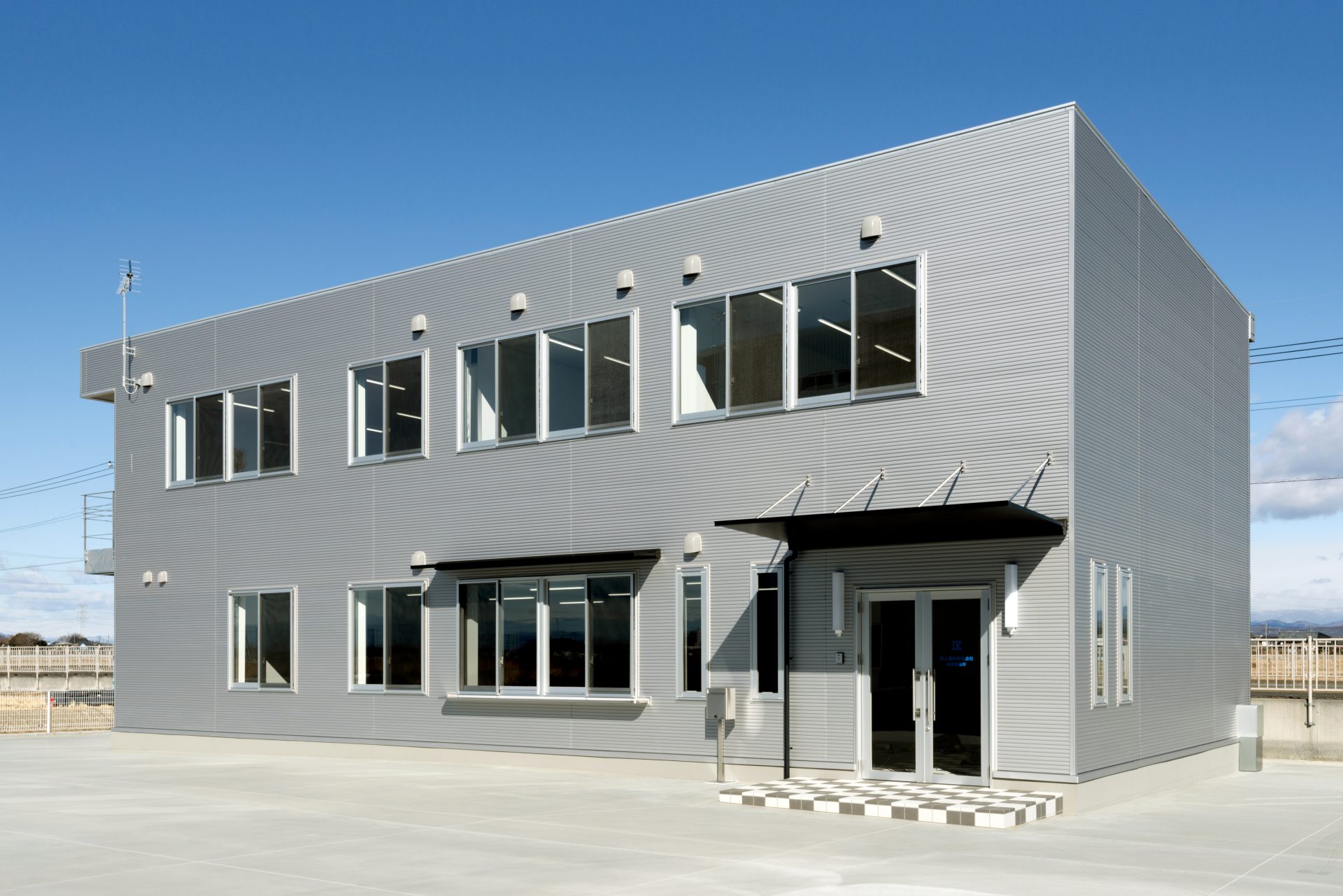 栄興産　新田東部工業団地倉庫